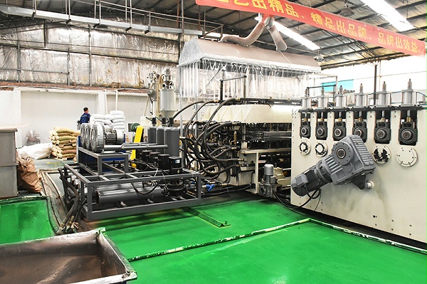 生產設備大型機械